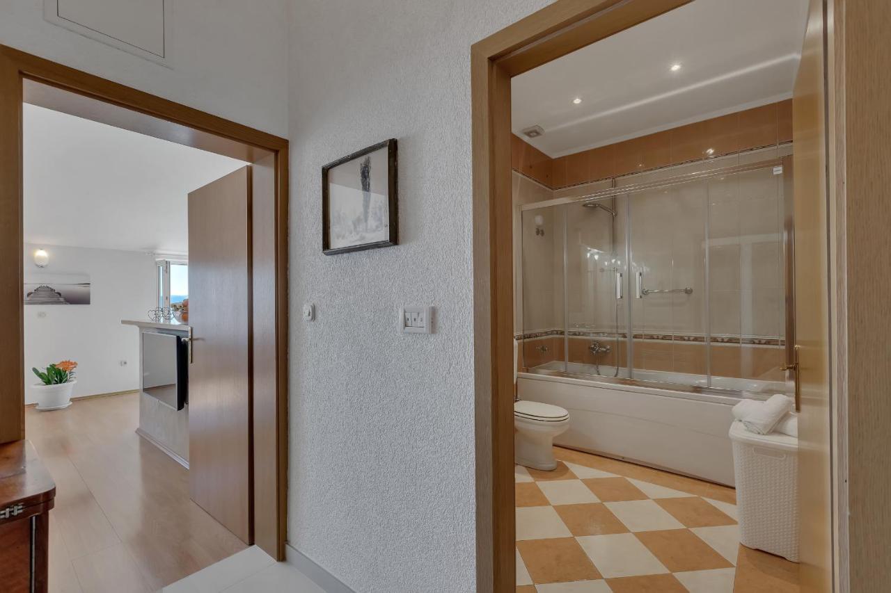 Apartman Sara Baška Voda Εξωτερικό φωτογραφία